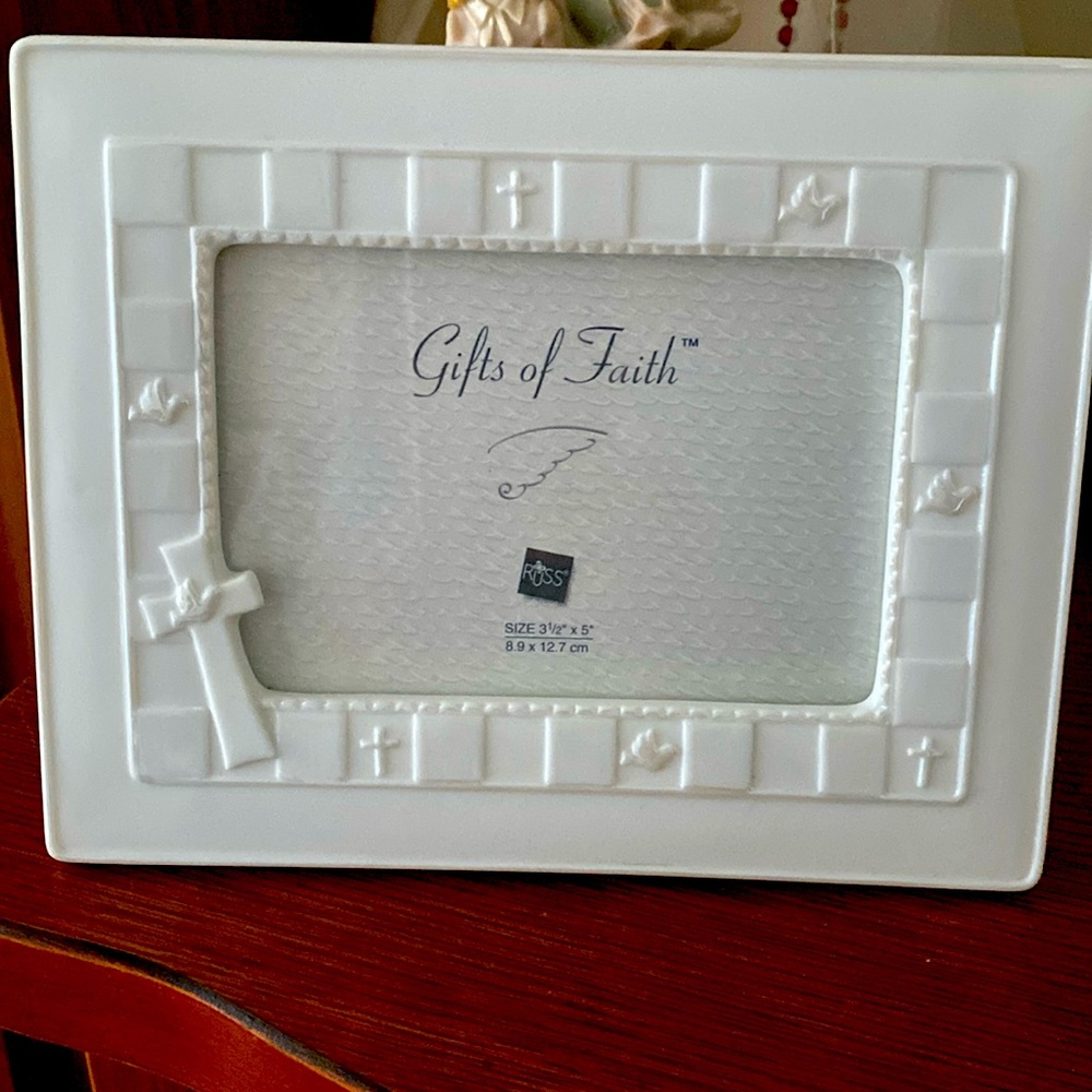 Ceramic picture frame